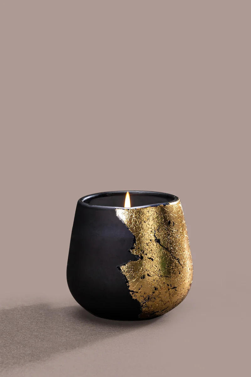 Modern Matte U-Glass Candle · Black