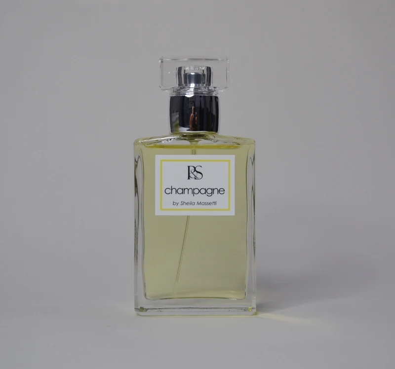 Champagne perfume spray concentrate