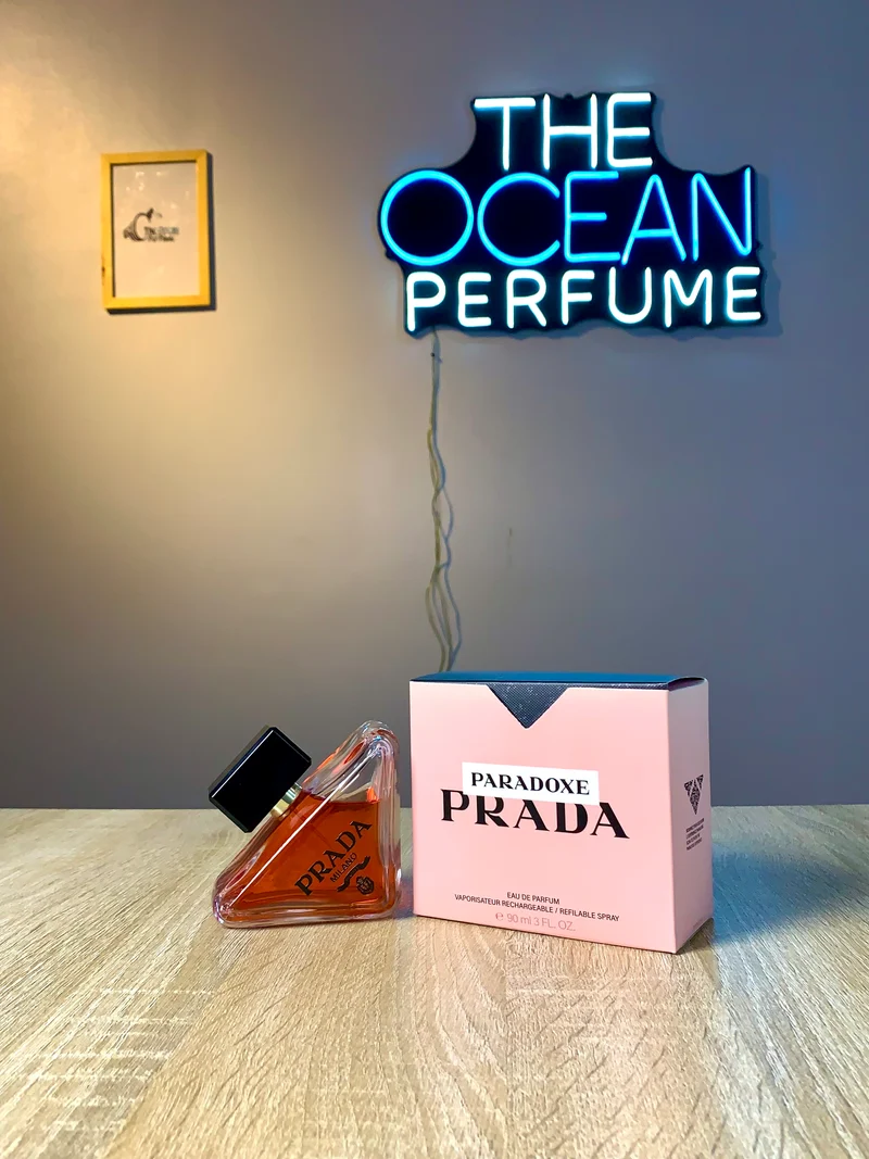 Prada Paradoxe