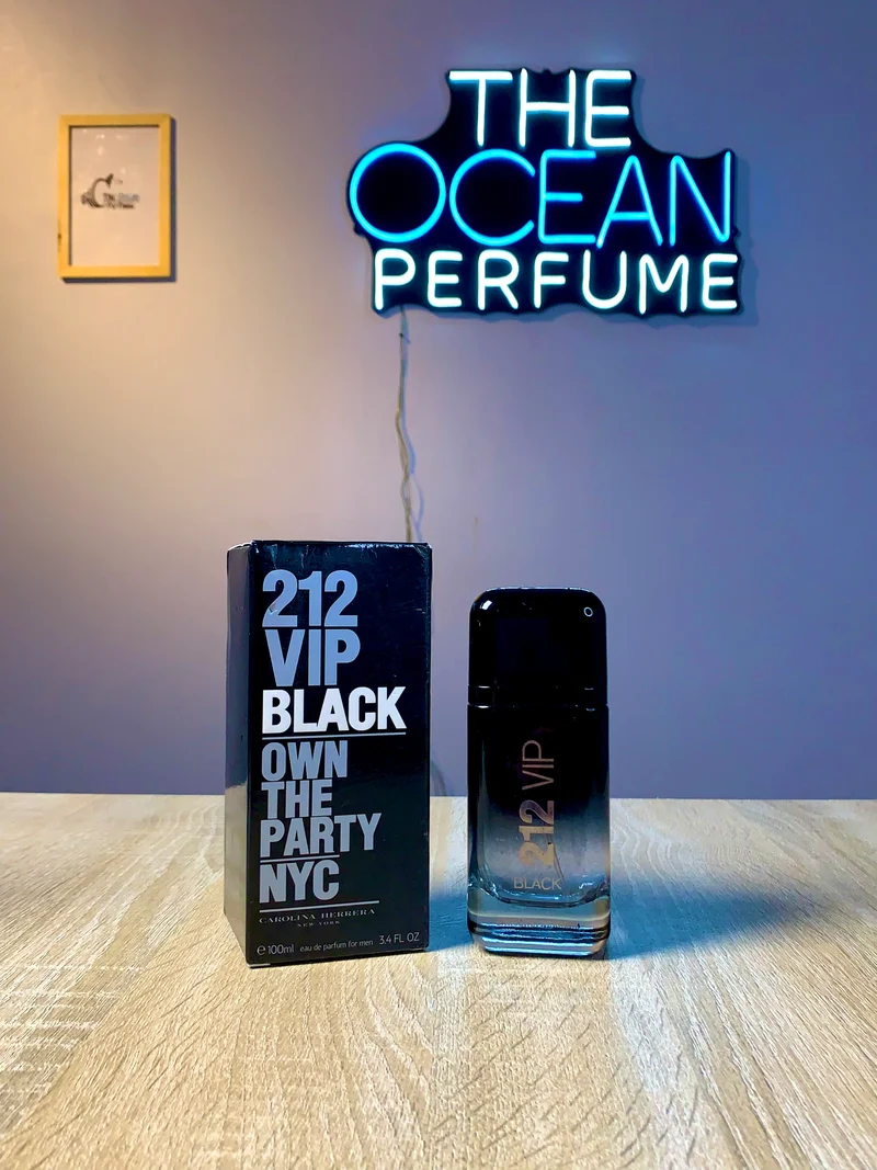 212 VIP Black