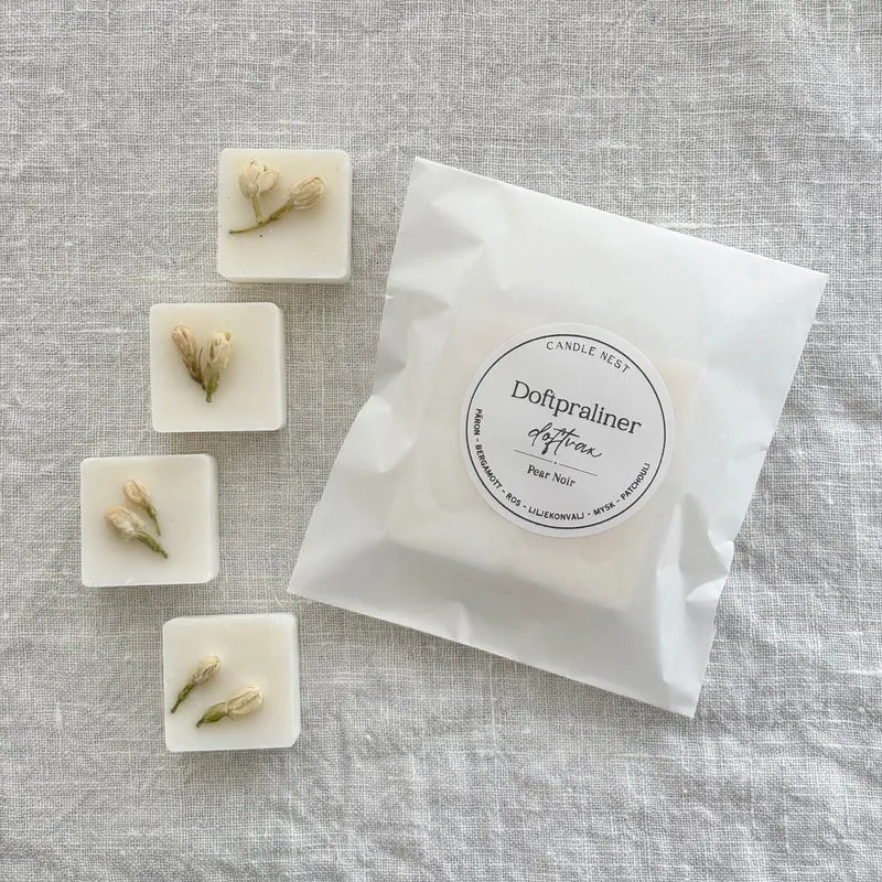 Doftvax – päron & patchouli för aromalampa – Pear Noir (4 Doftpraliner™)