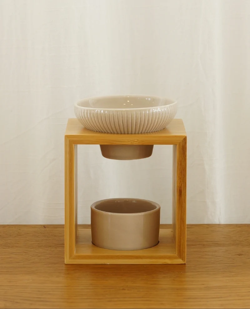 Modern rustik aromalampa i bambu och keramik (beige)