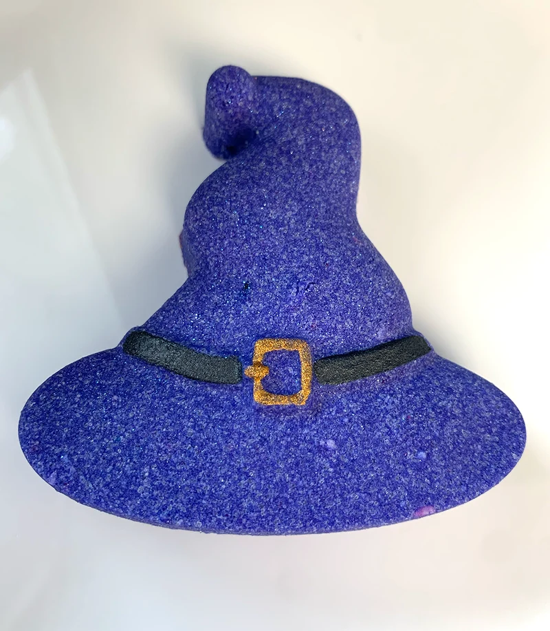 Poppy & Thyme - Color Changing Witches Hat Bath Bomb