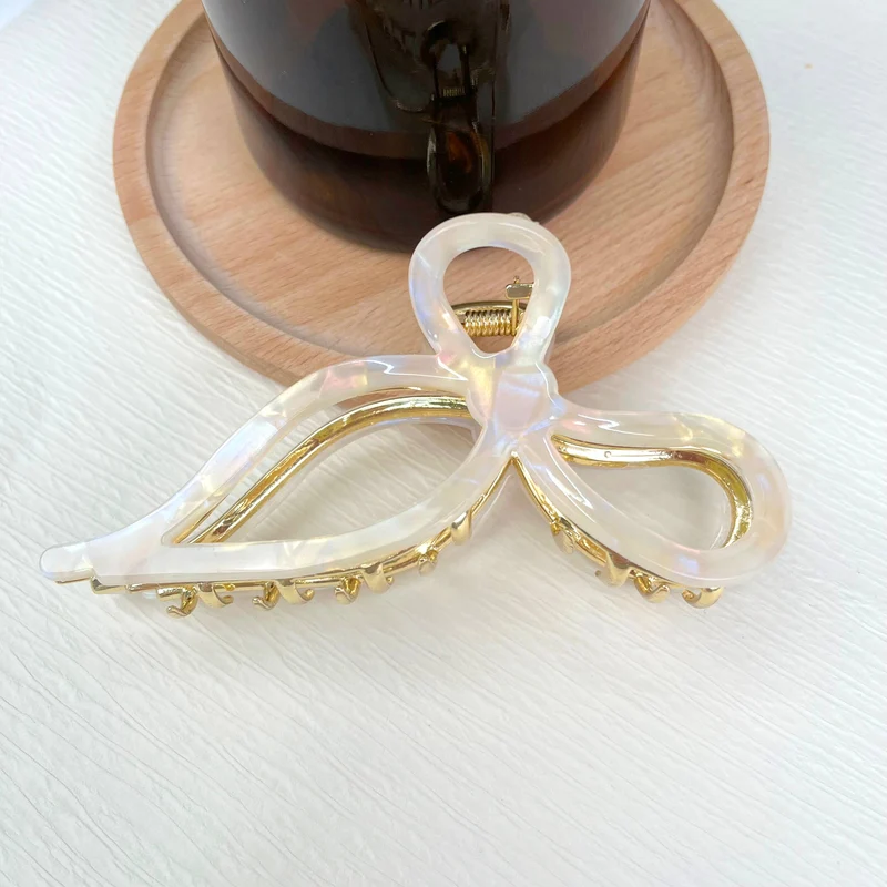 TheDivaSoap - White bow hair clips gold metal claw clip