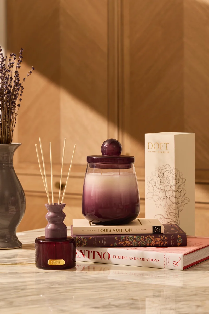 Cosmic Lid Jar Candle (M) & Diffuser · Violet