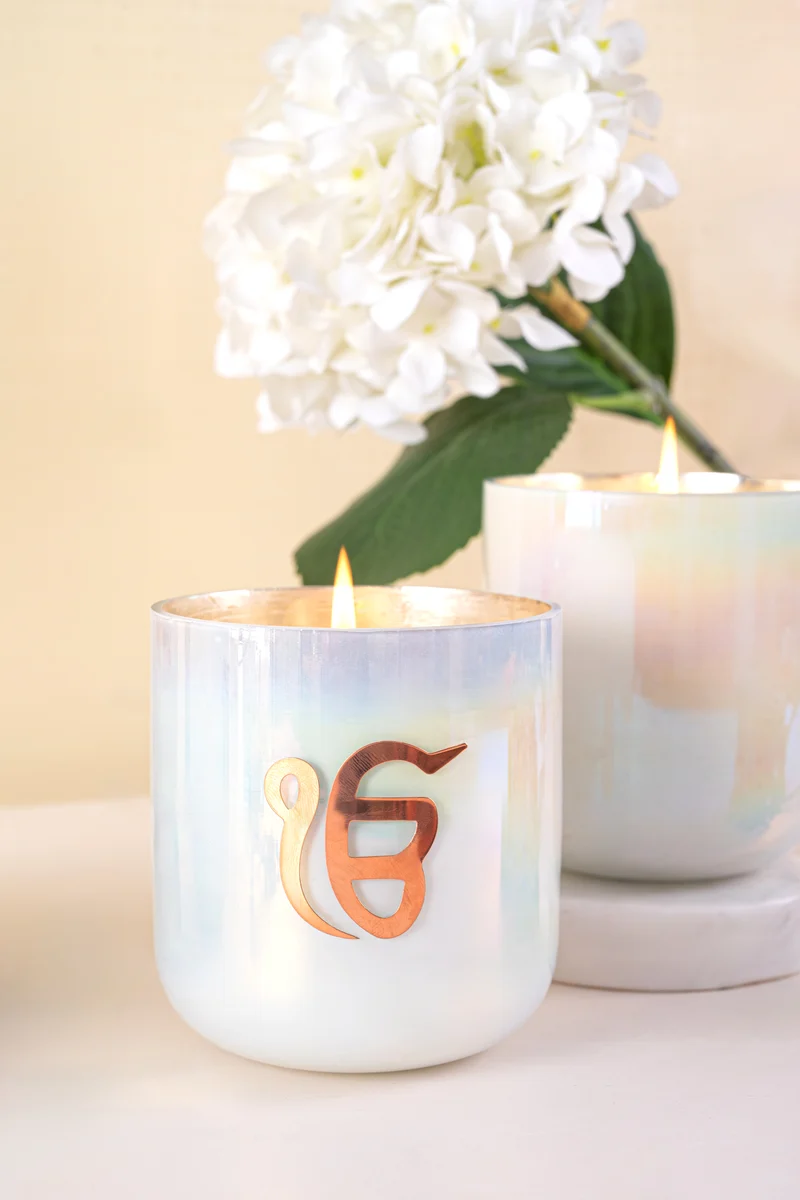 Ek Onkar U-Glass Candle · White