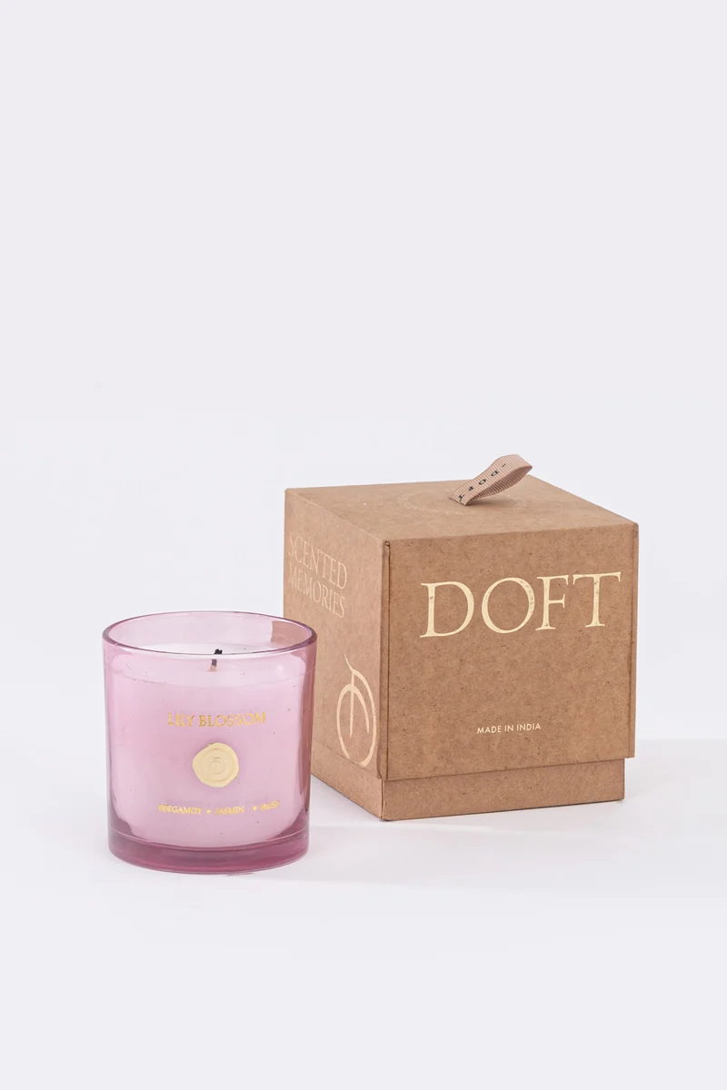 Lilly Blossom Votive Candle · Pink